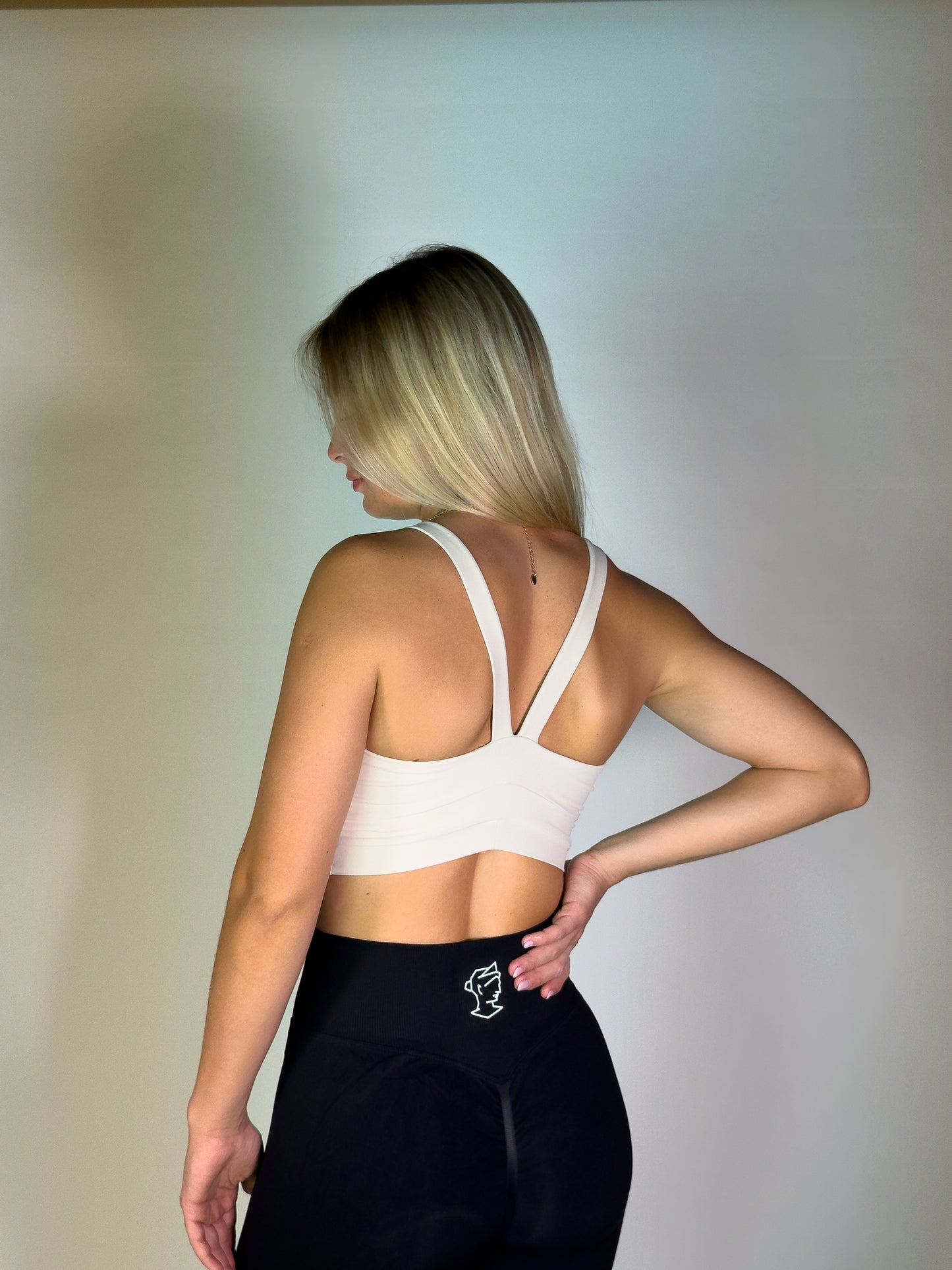 Podložen športni top